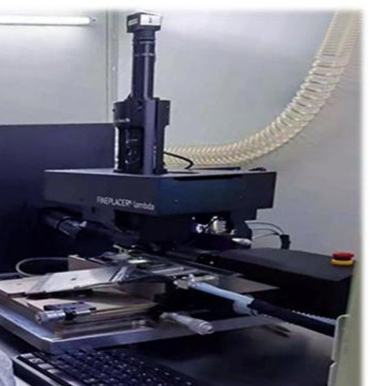 Precision die bonding equipment for laser assembly